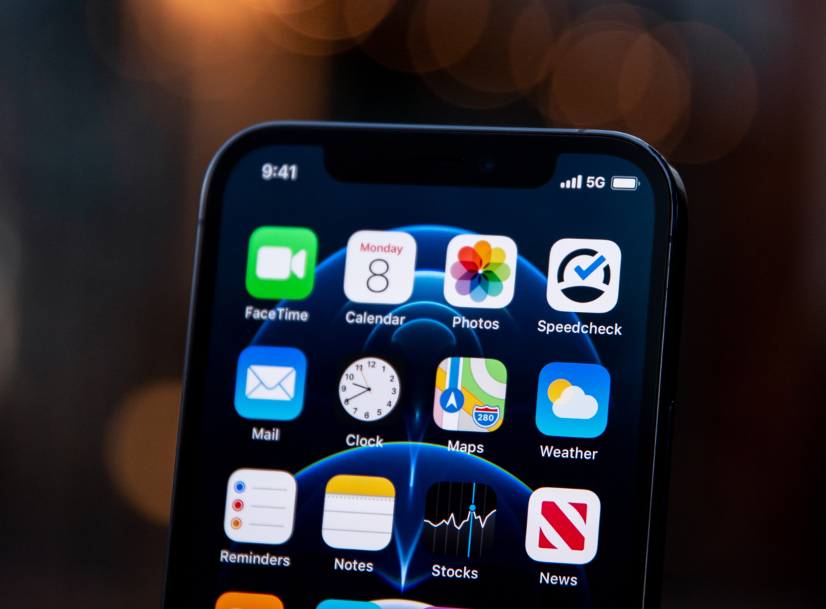桑珠孜苹果手机维修分享为什么 iPhone 12 在冬季会自动关机 